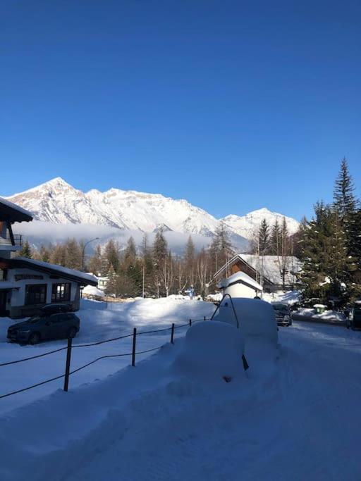 Apartament Etra Close To Piste Sauze D'Oulx Exterior photo